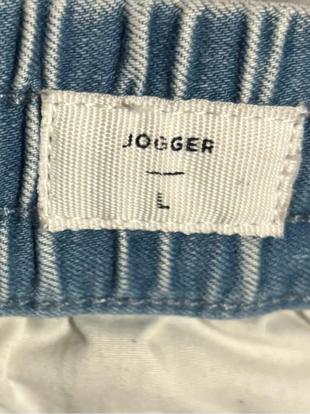 PacSun Distressed Men's Jogger Jeans with White Side Stripe and Ankle Zippers